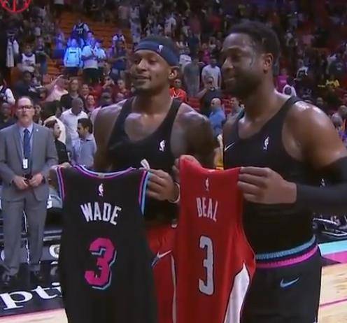 福克斯：我们想成为争冠球队，会全力争胜确保排名西部前四（福克斯：志在争冠，全力争胜确保西部前四席位）