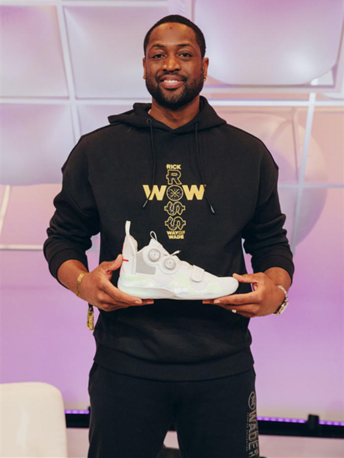 执教俱乐部前1000场场均积分前10：瓜迪奥拉第1，穆里尼奥第2（俱乐部执教首1000场场均得分前十：瓜迪奥拉居首，穆里尼奥次席）