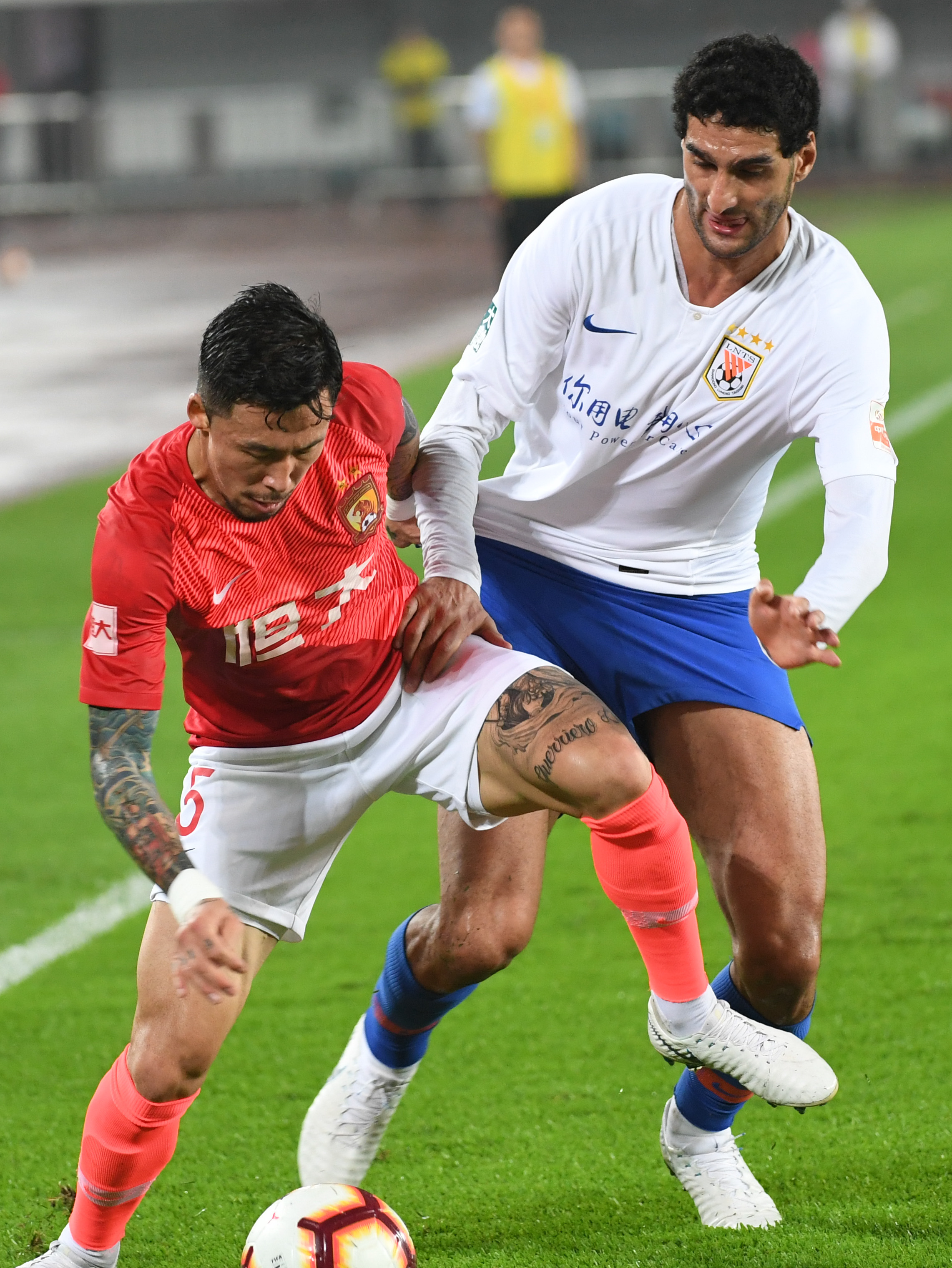 本赛季意甲首胜！紫百合狂胜继续排名垫底，能否就此反弹？（紫百合迎来赛季意甲首胜，大胜仍居榜尾，能否借势反弹？）