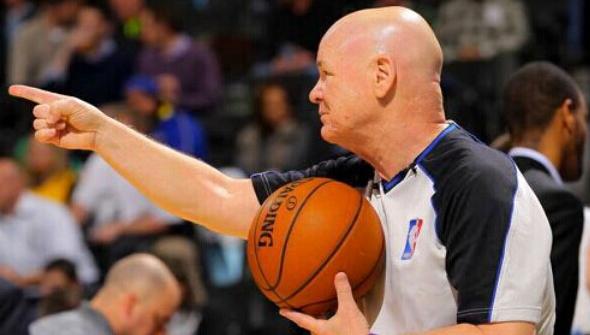 要离队？辽宁铁人外援姆本扎转发关于自己的转会传闻（辽宁铁人外援姆本扎转发转会传闻，引发离队猜测）