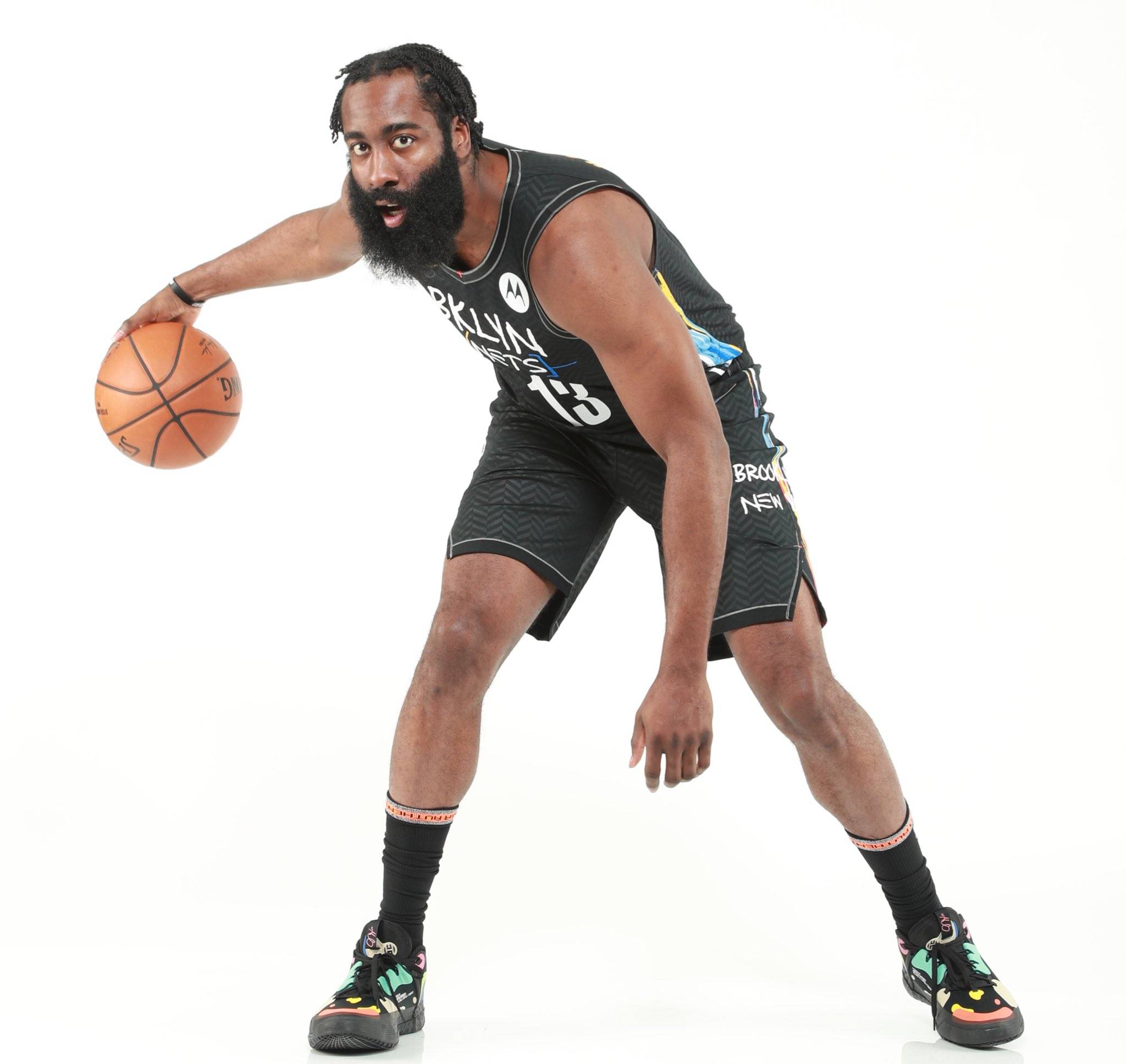 足球报：新鹏城下赛季目标是保级的基础上前进几名（足球报：新鹏城下赛季在保级基础上力争提升名次）