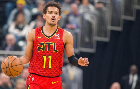 深圳新鹏城主帅陈涛观战曼城比赛，明日与城市集团同事会面（深圳新鹏城主帅陈涛现身曼城赛场，明日将与城市集团同事会晤）