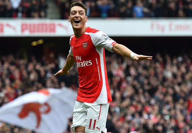 库里35岁后第8次轰45+分，历史仅他和詹姆斯&乔丹超2次（库里35岁后第8场45+，历史上能3次以上达成者仅他与詹姆斯、乔丹）